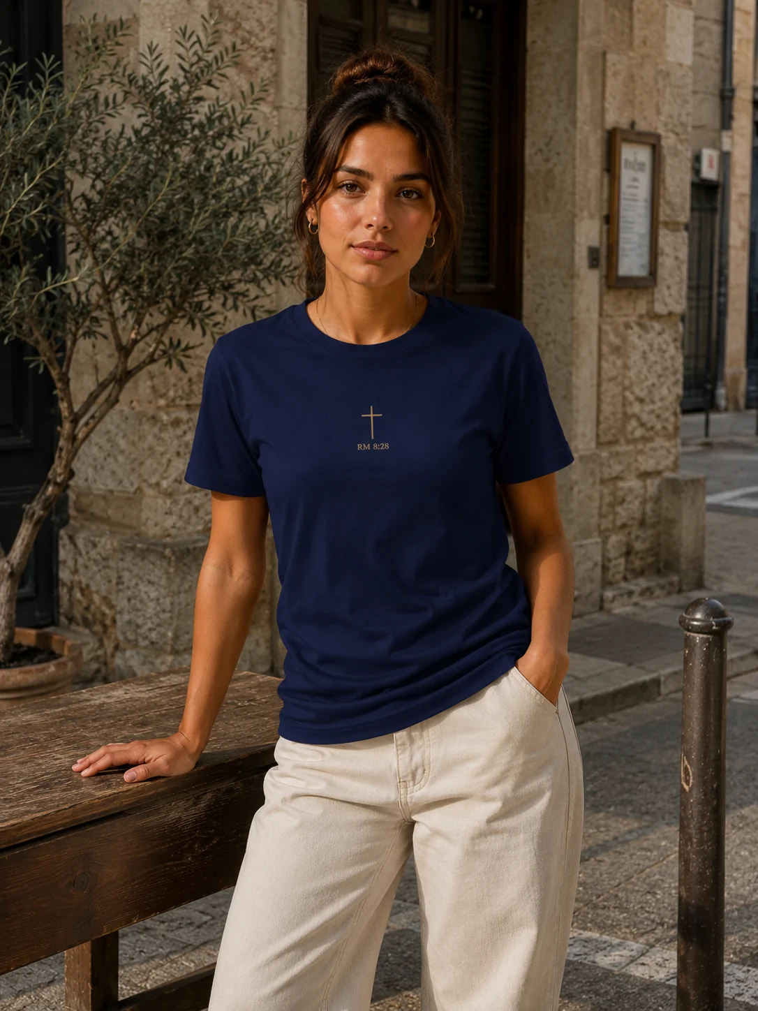 T-shirt Chrétien Brodé – Romains 8:28 – Image 4